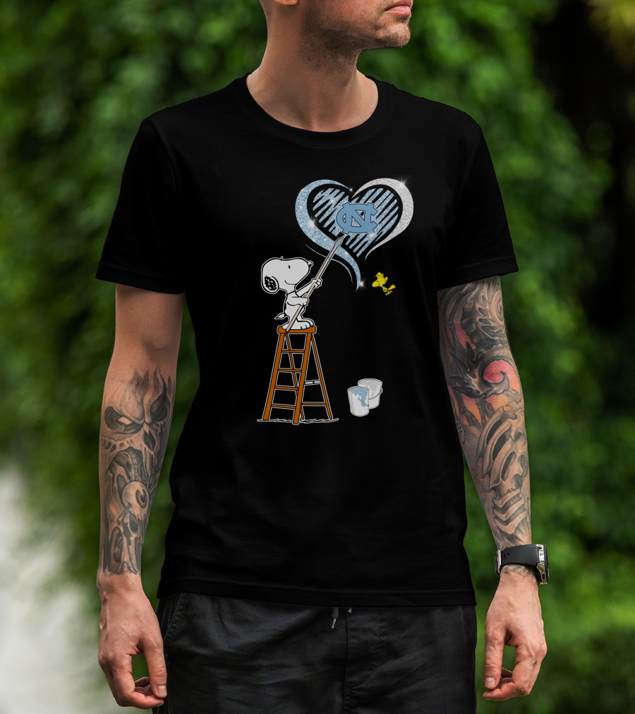 Snoopy Painting Unc Heart With Woodstock T-Shirt