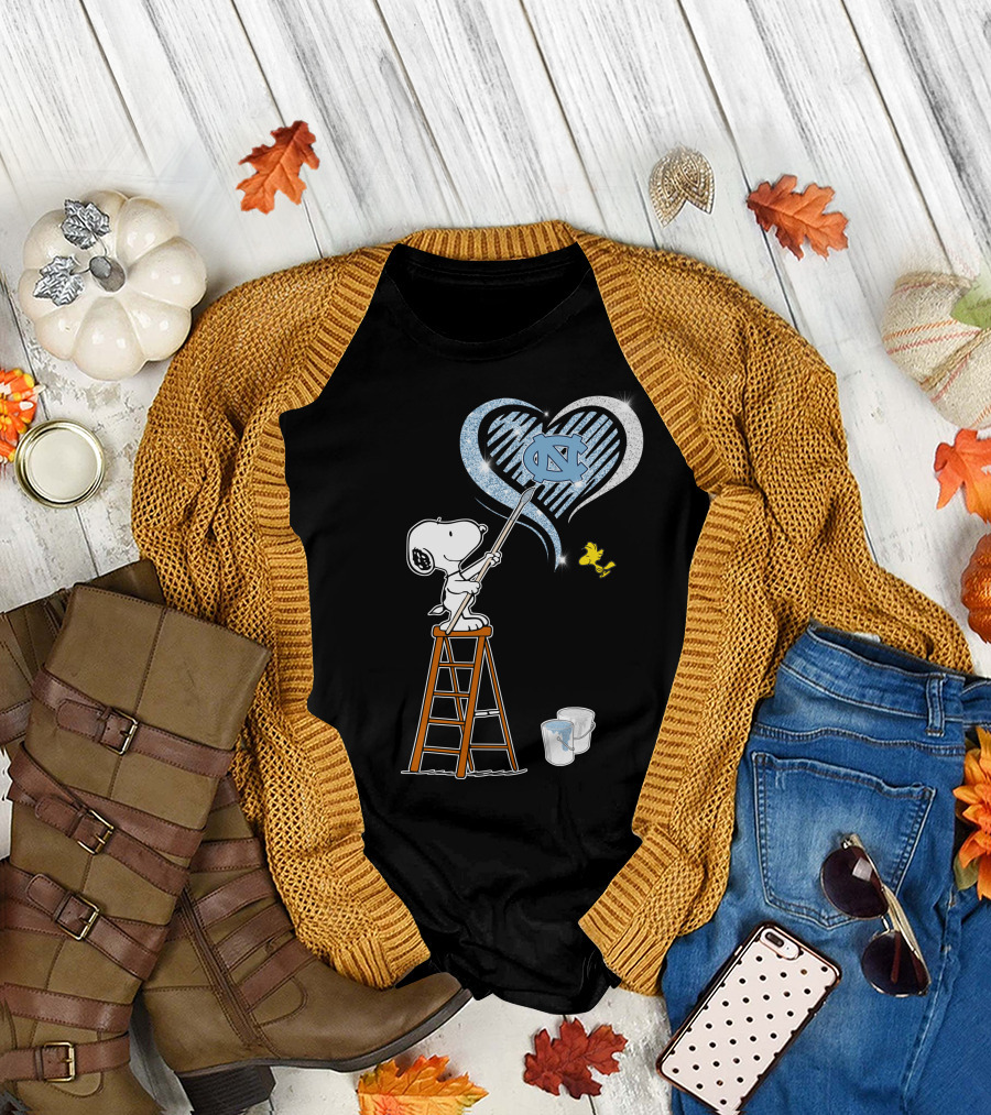 Snoopy Painting Unc Heart With Woodstock T-Shirt