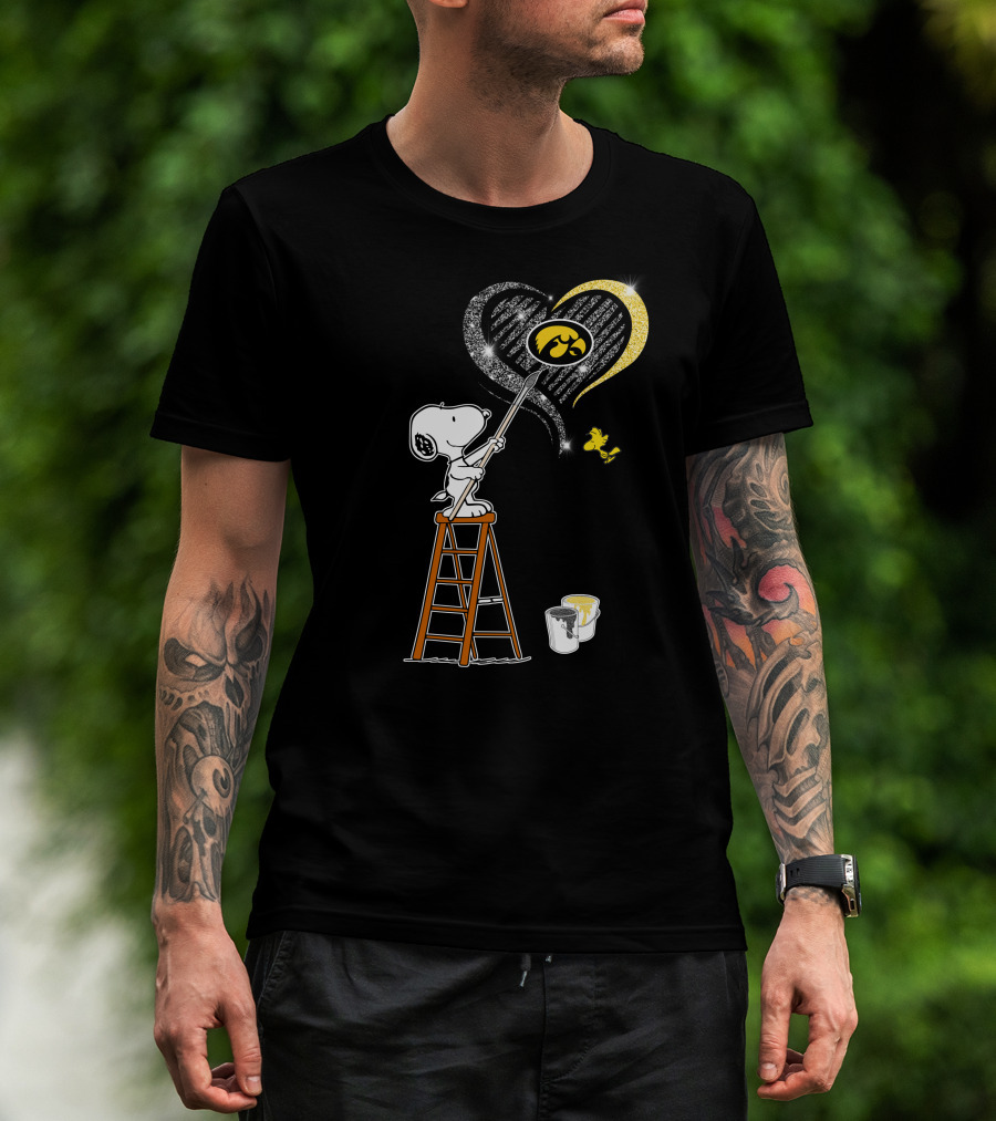 Snoopy Painting Iowa Hawkeyes Heart Ncaa T-Shirt
