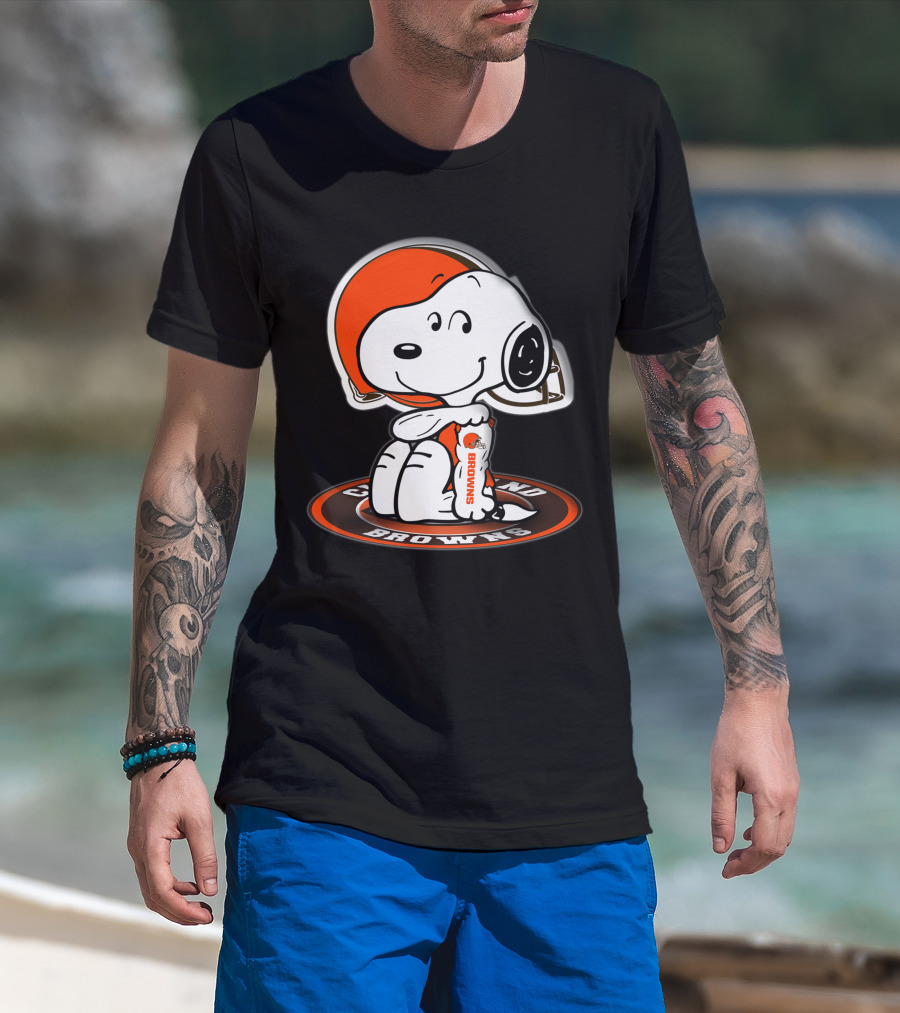 Snoopy Cleveland Browns Hugging Football Helmet T-Shirt