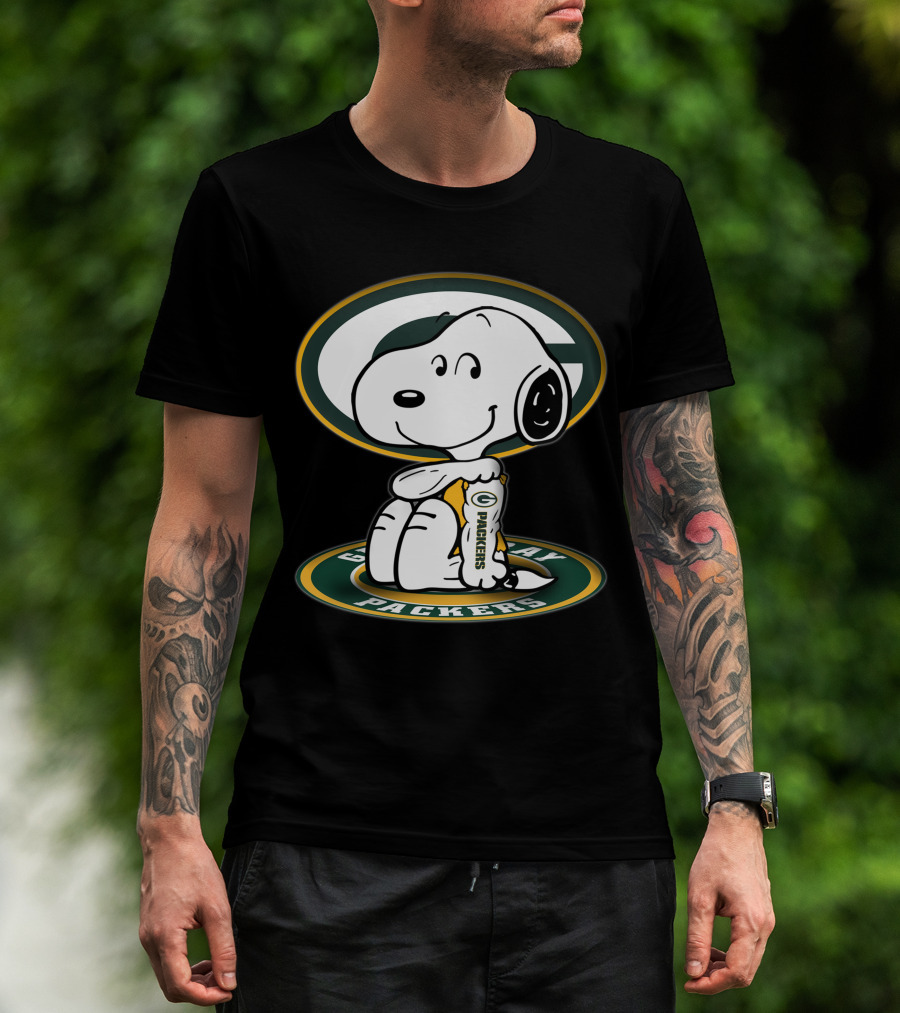 Snoopy Holding Green Bay Packers Logo Football Jerseys T-Shirt