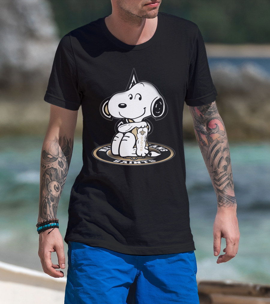 Snoopy Hugging New Orleans Saints Logo Nfl Fan Gear T-Shirt