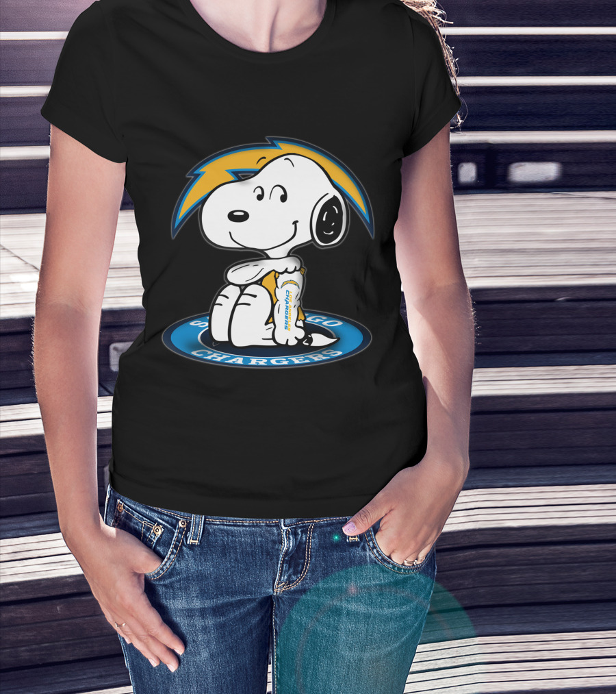 Snoopy Holding Los Angeles Chargers Helmet San Diego Chargers T-Shirt