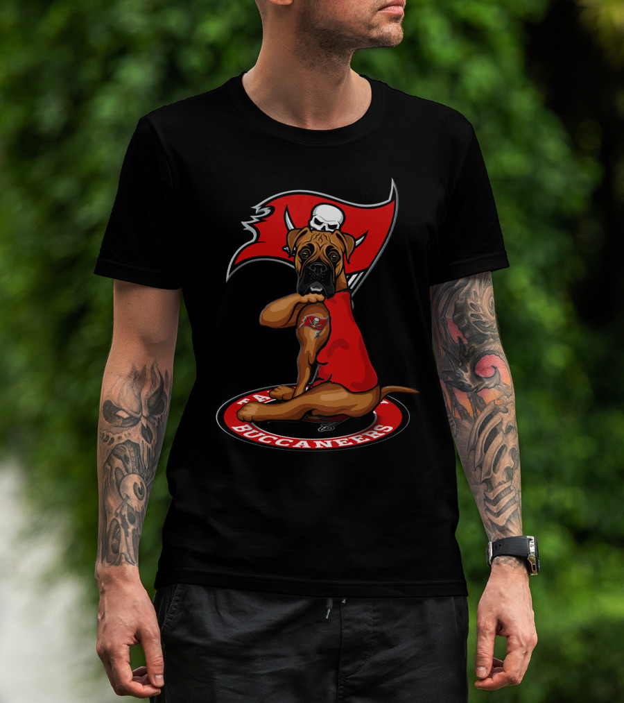Tampa Bay Buccaneers Dog With Tattoo And Flag T-Shirt