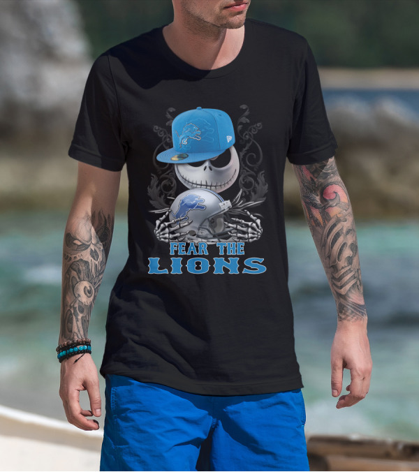 Fear The Lions Skull With Detroit Lions Cap And Helmet T-Shirt