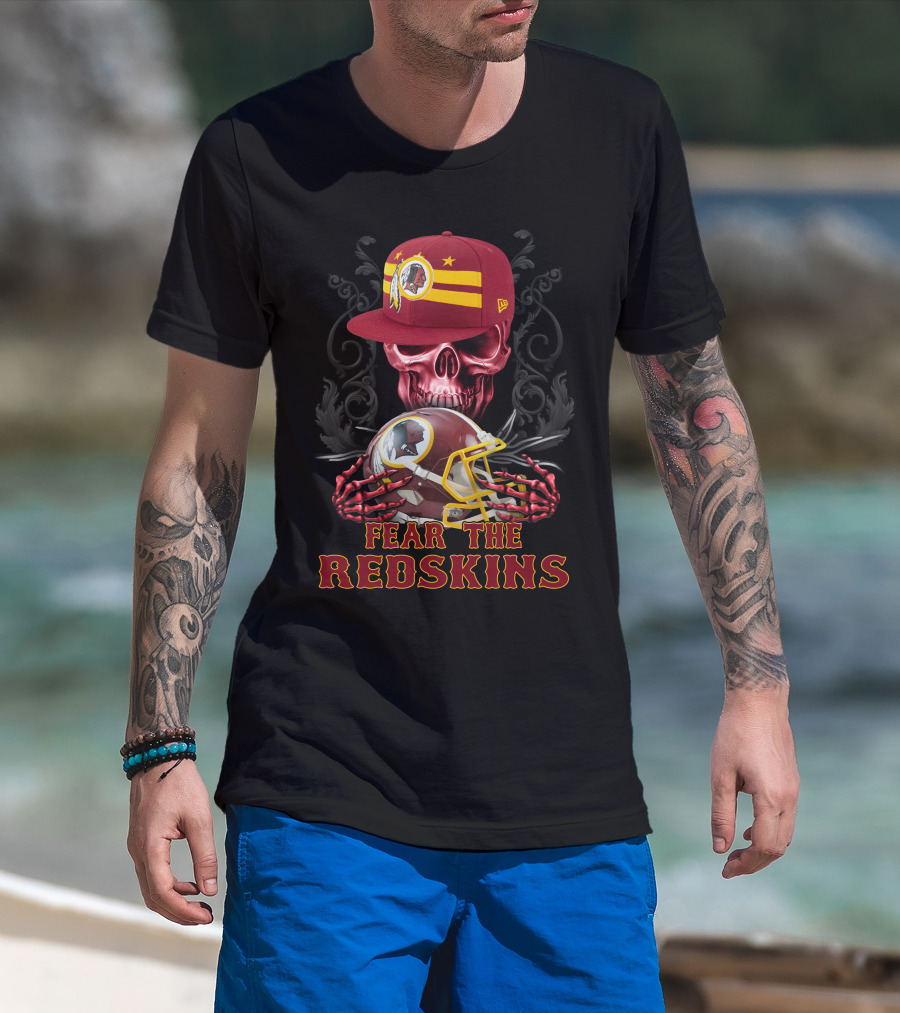 Fear The Redskins Skull With Helmet And Cap T-Shirt
