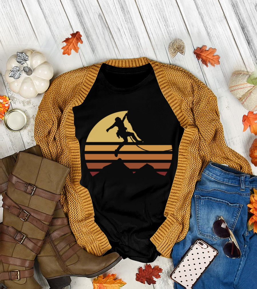Bouldering Professional Mountain Climbing Silhouette Sunset Adventure T-Shirt