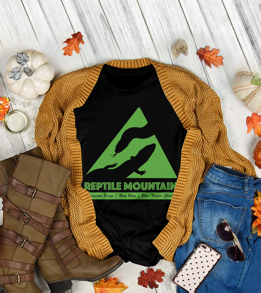Reptile Mountain Mountain Kings Rosy Boas Blue-Tongue Skinks Triangle T-Shirt