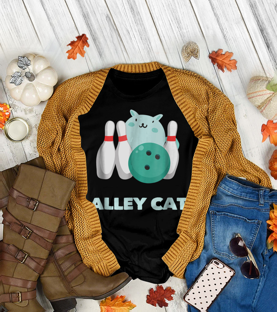 Alley Cat Bowling Pun with Cat and Pins T-Shirt