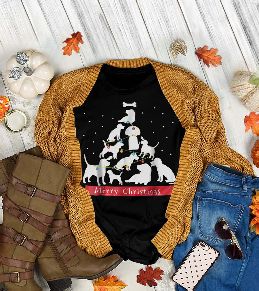 Merry Christmas Beagle Tree with Dogs and Decorations T-Shirt