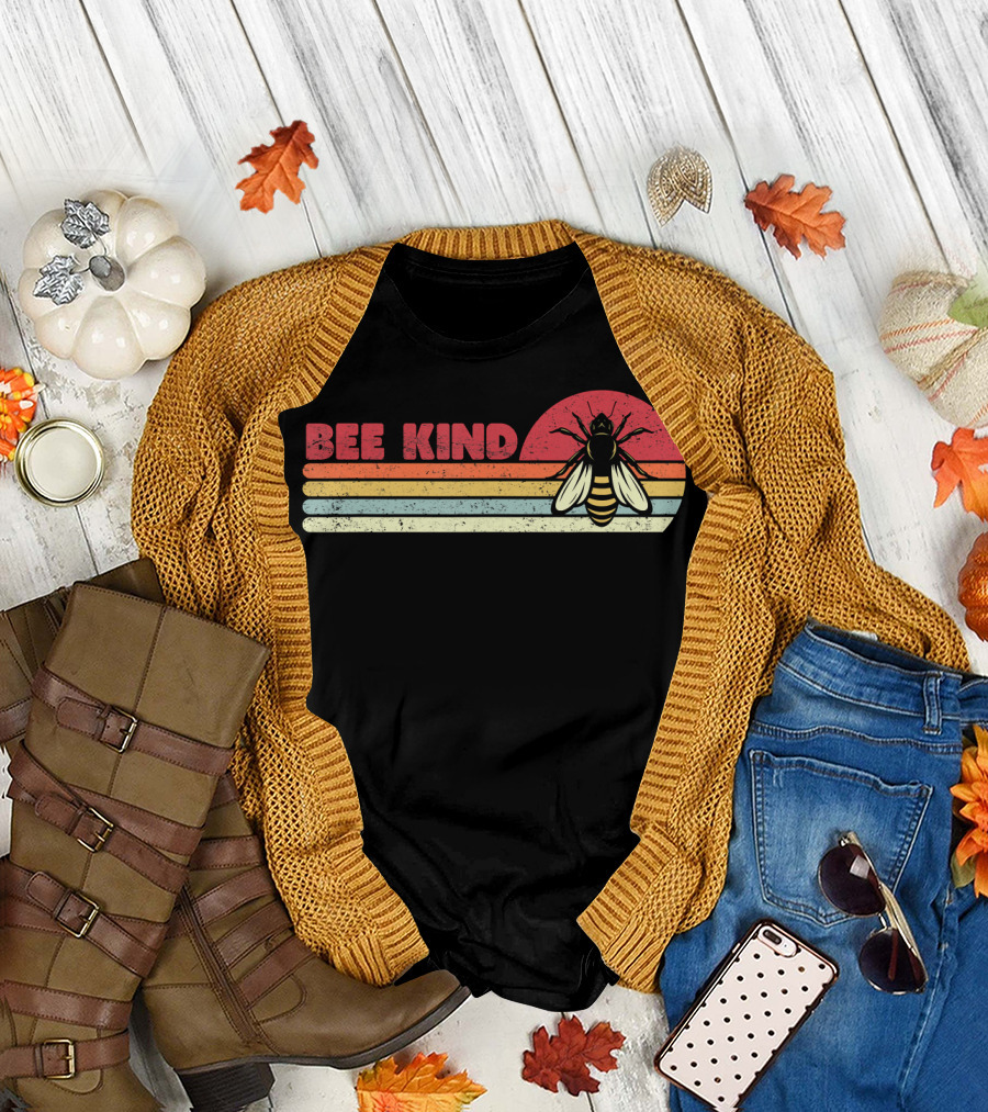 Bee Kind Sunset Retro Bee T-Shirt