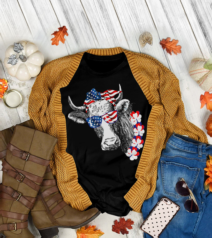 Patriotic Cow 4th of July American Flag Glasses and Bow with Floral Lei T-Shirt