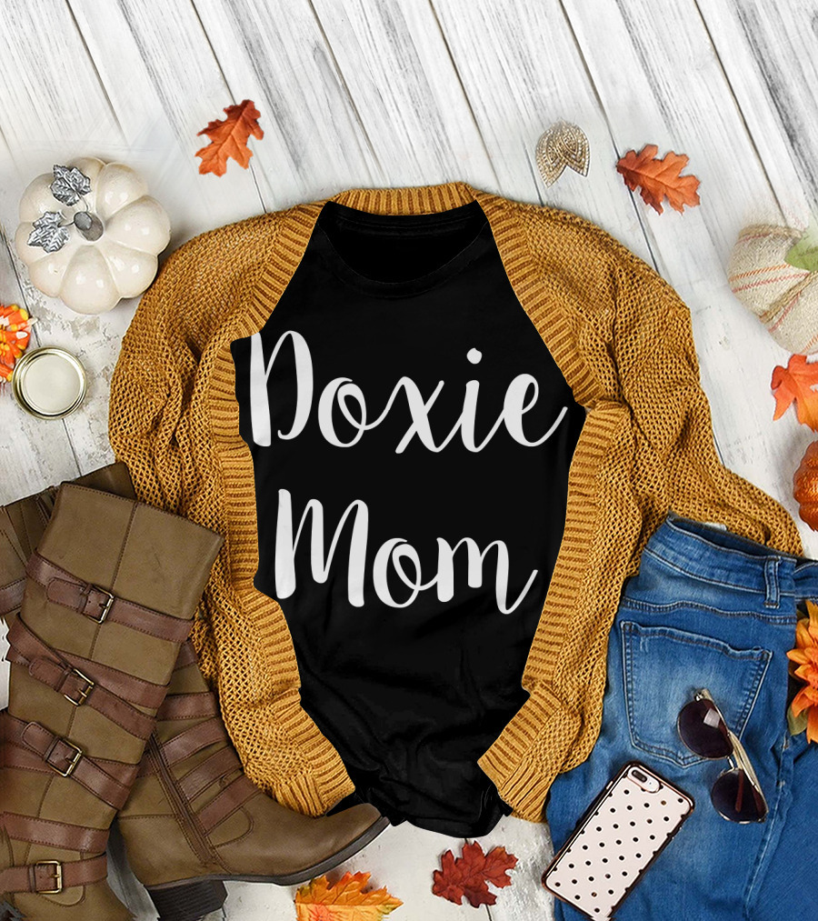Doxie Mom Dachshund T-Shirt