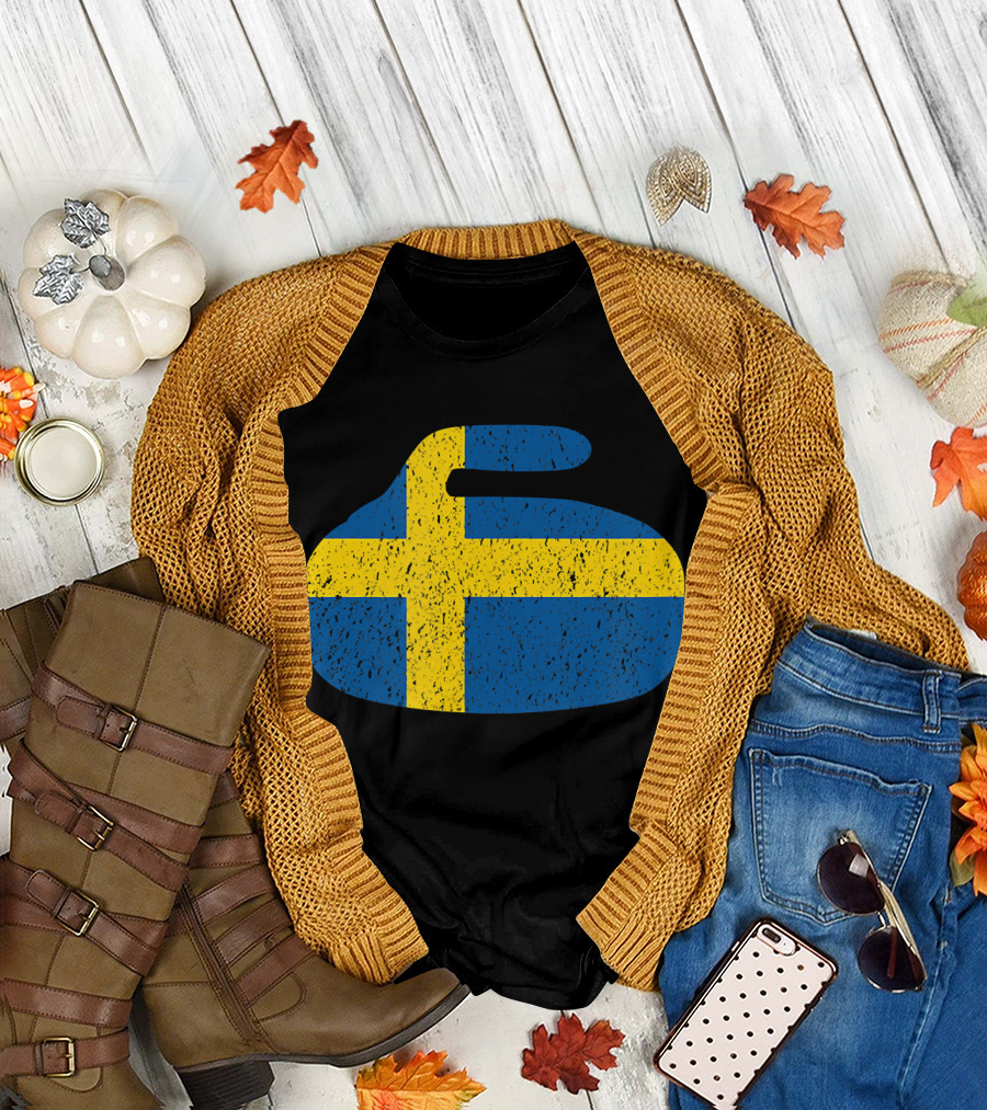 Sweden Flag Curling Rock Swedish Grunge T-Shirt