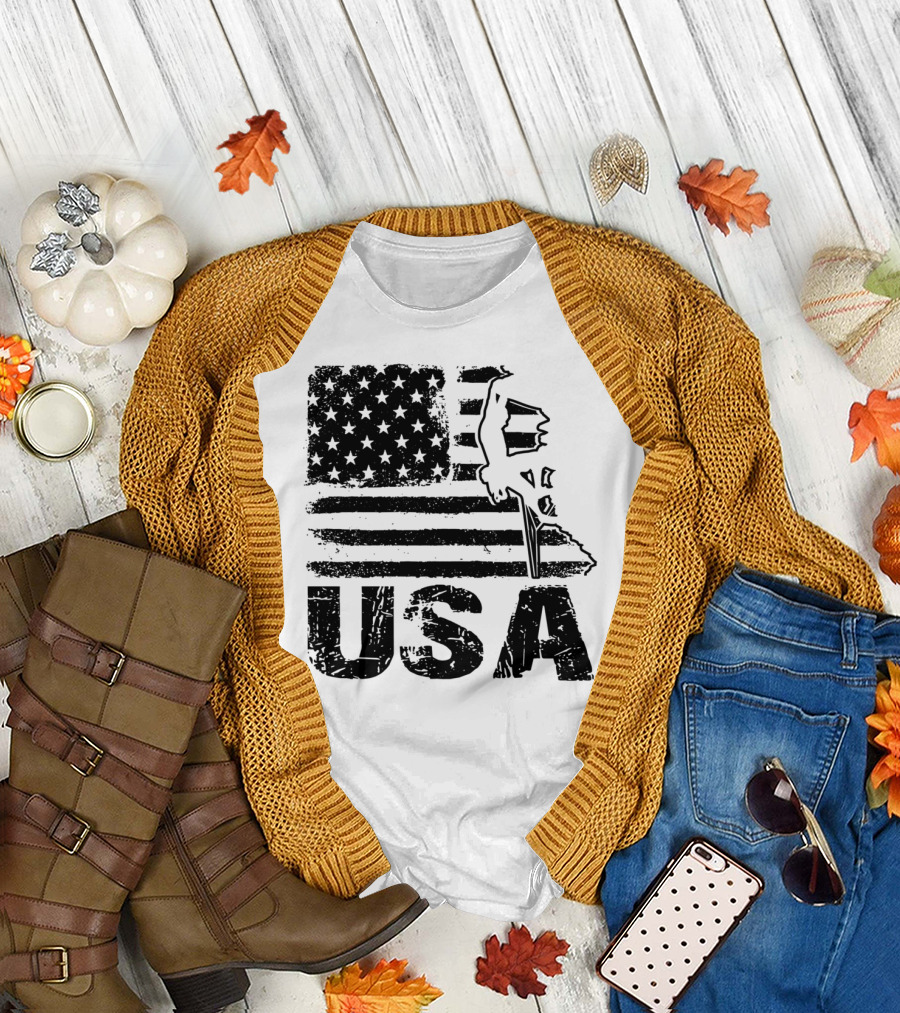 USA Rock Climbing American Flag T-Shirt