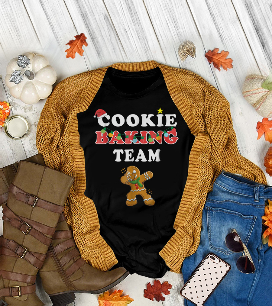 Cookie Baking Team Christmas Gingerbread Holiday Team T-Shirt