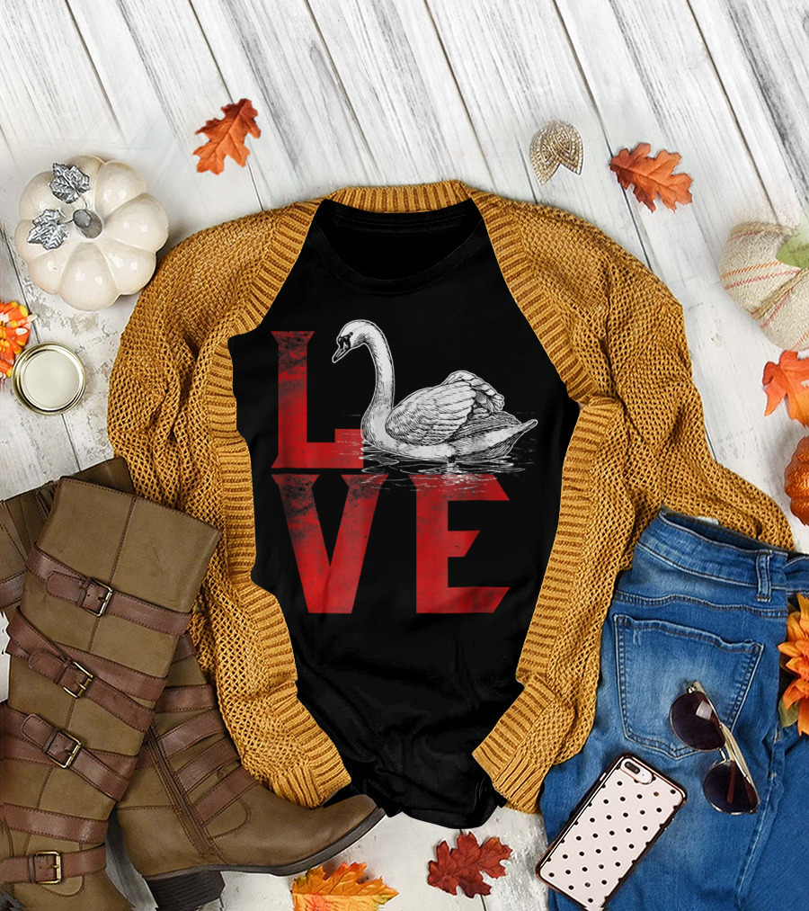 Love Swans Cute Waterbird Wild T-Shirt