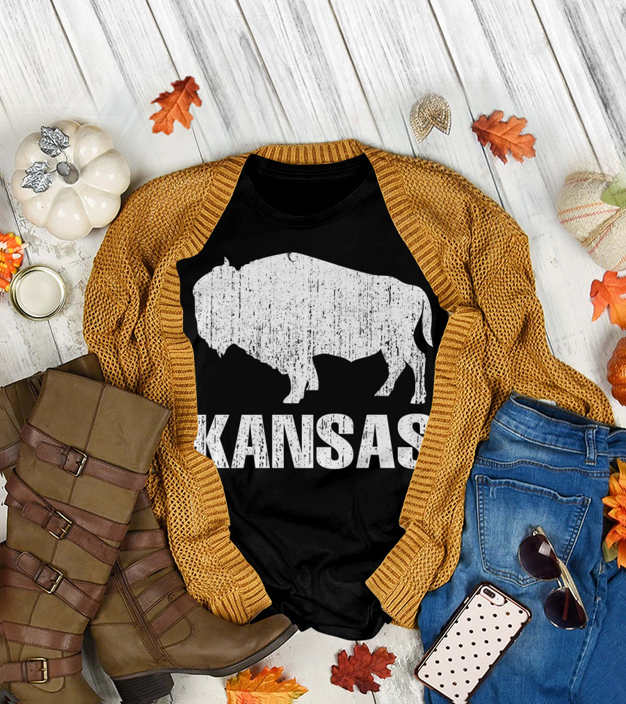 Distressed Kansas State Buffalo T-Shirt