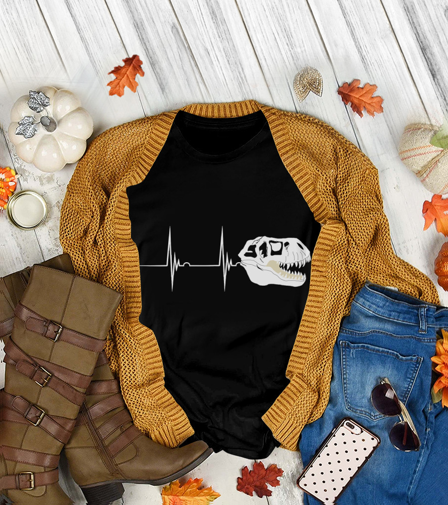 Fossil Heartbeat Hunter T-Rex Skull Dino T-Shirt