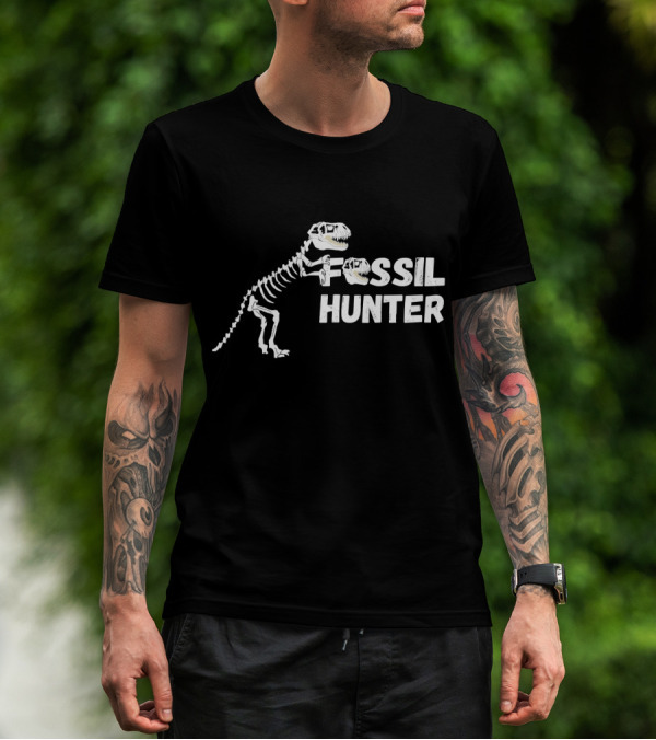 Fossil Hunter Dinosaur Bone Skeleton Discovery T-Shirt