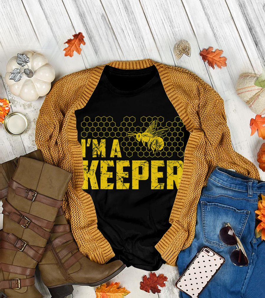I'm a Keeper Beekeeping Honeycomb Bee T-Shirt