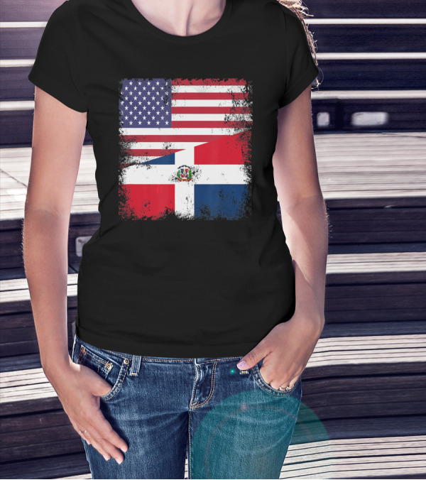 Half Dominican Flag Vintage USA American Dominican Grunge T-Shirt