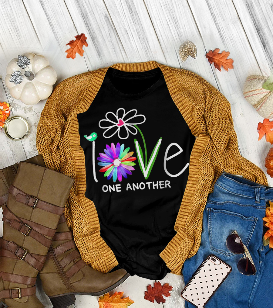 Hippie Daisy Flower Bird Love One Another Colorful Peaceful Message T-Shirt
