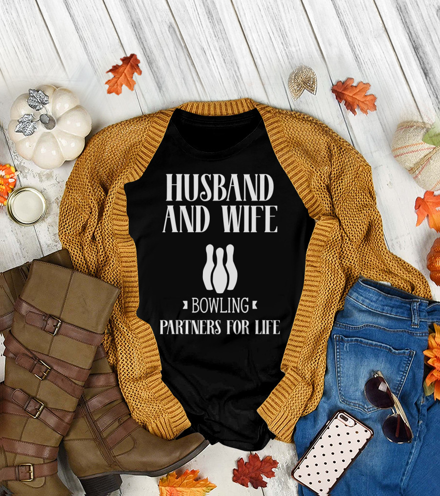 Husband And Wife Bowling Partners For Life Bowling Pins T-Shirt