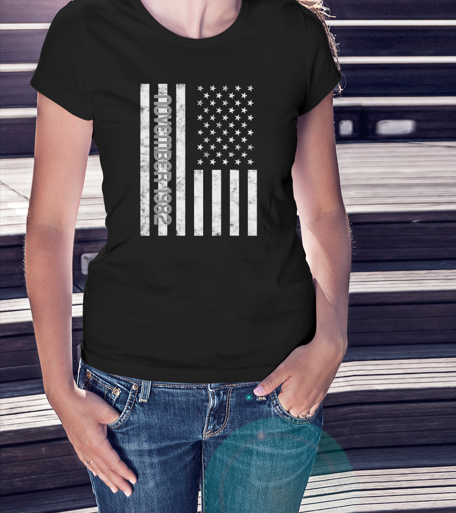 American Flag Theme November 1982 Vintage Style Birthday T-Shirt