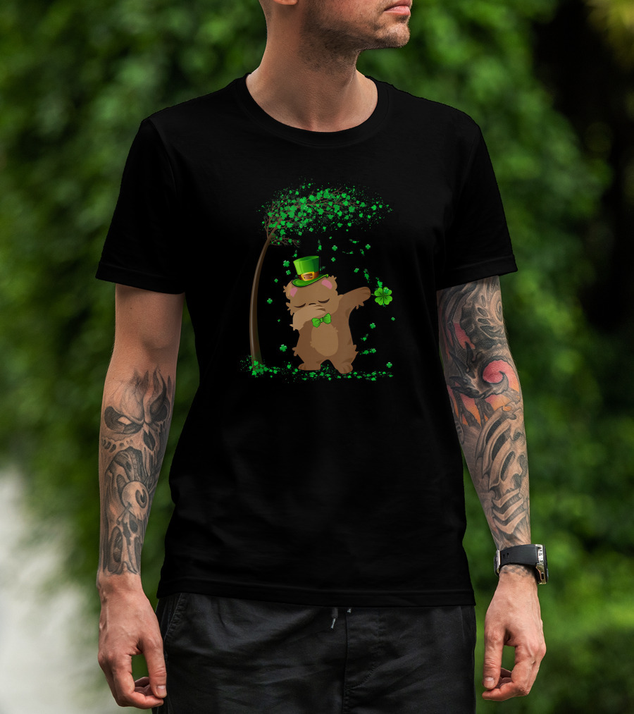 Bear Happy Patrick's Day Funny St. Patrick's Day Leprechaun Dabbing Clover Tree T-Shirt