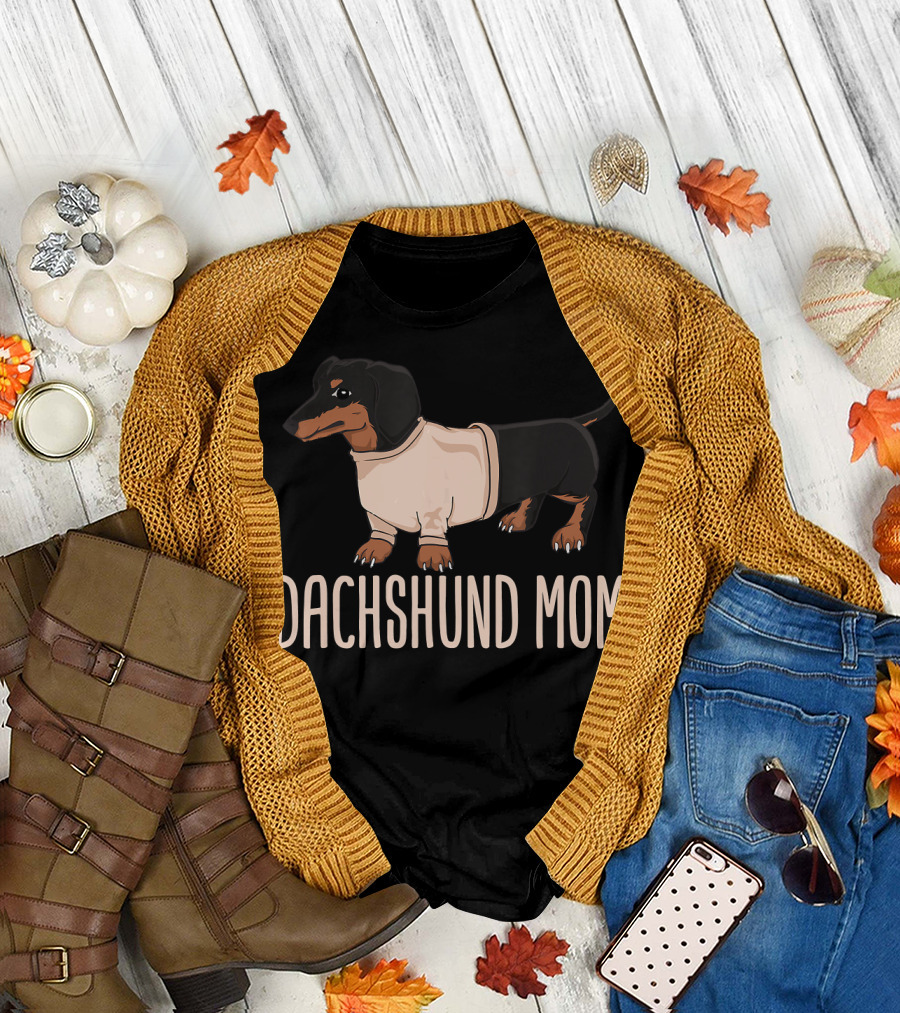 Dachshund Mom Wiener Dog Love T-Shirt