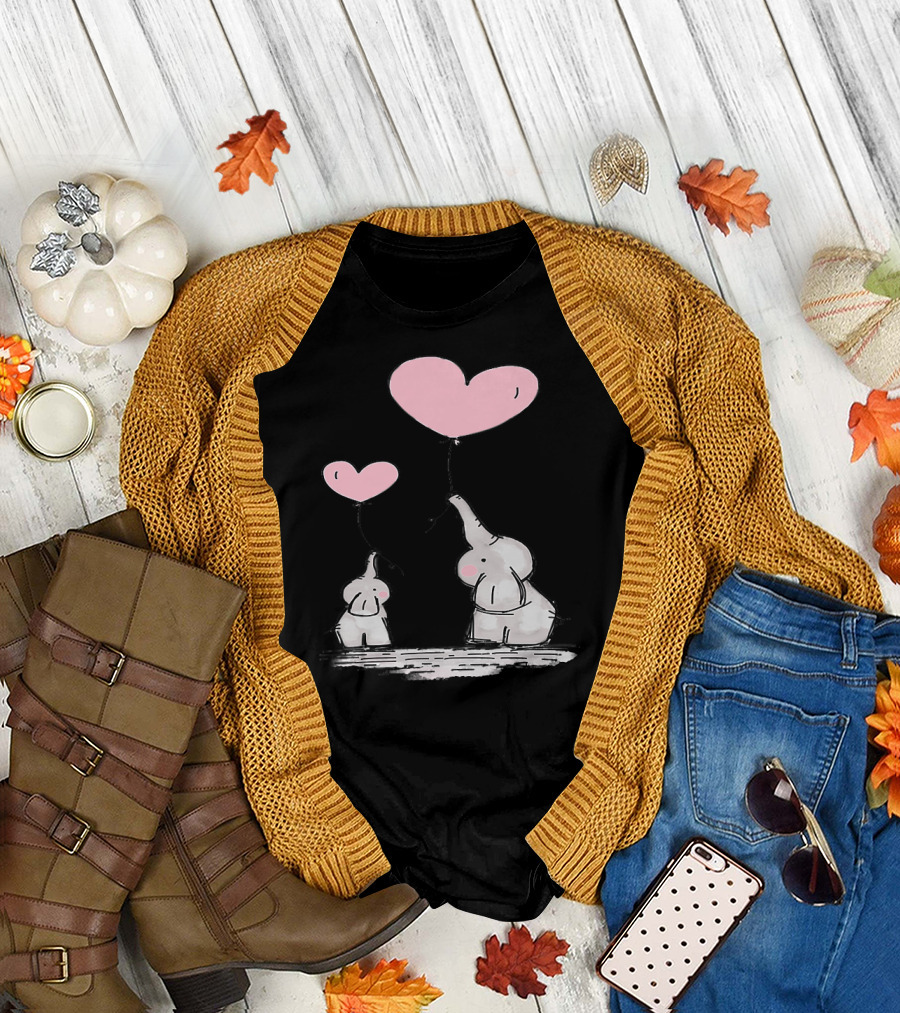 Cute Baby Mom Elephant with Pink Heart Balloons T-Shirt