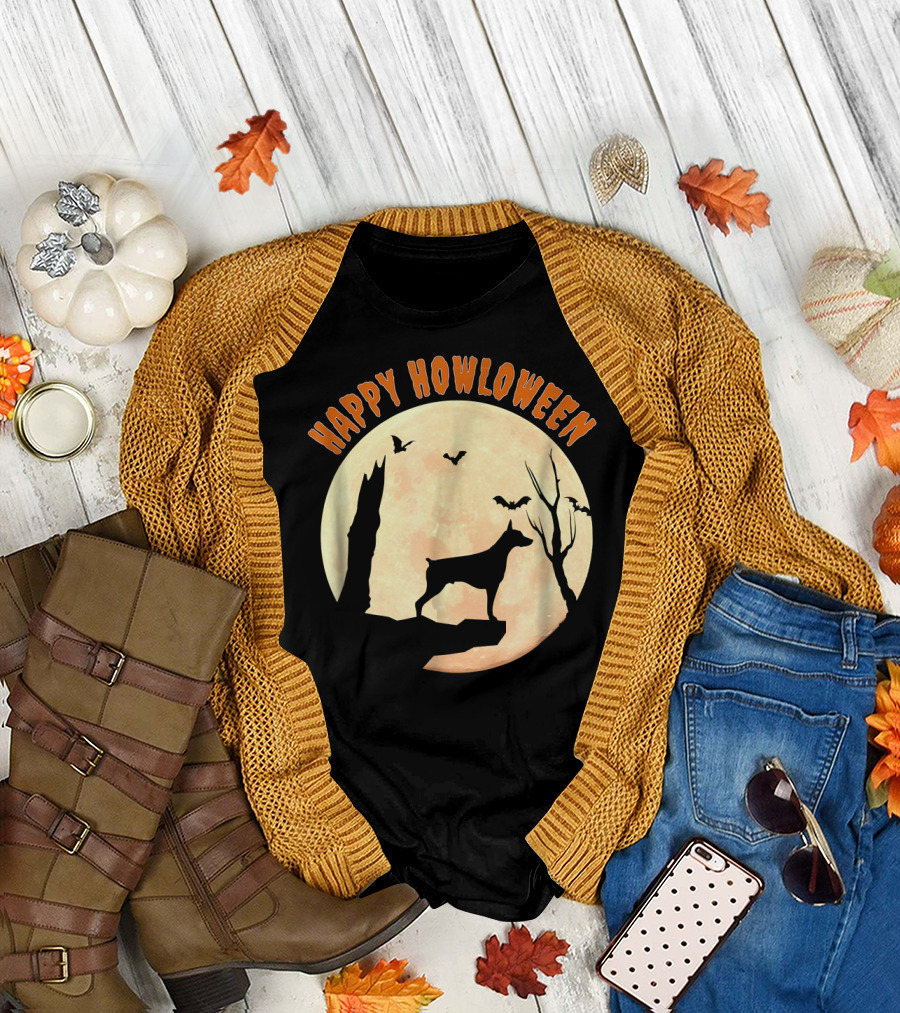Happy Howloween Doberman Pinscher Moon Silhouette Halloween Bats T-Shirt
