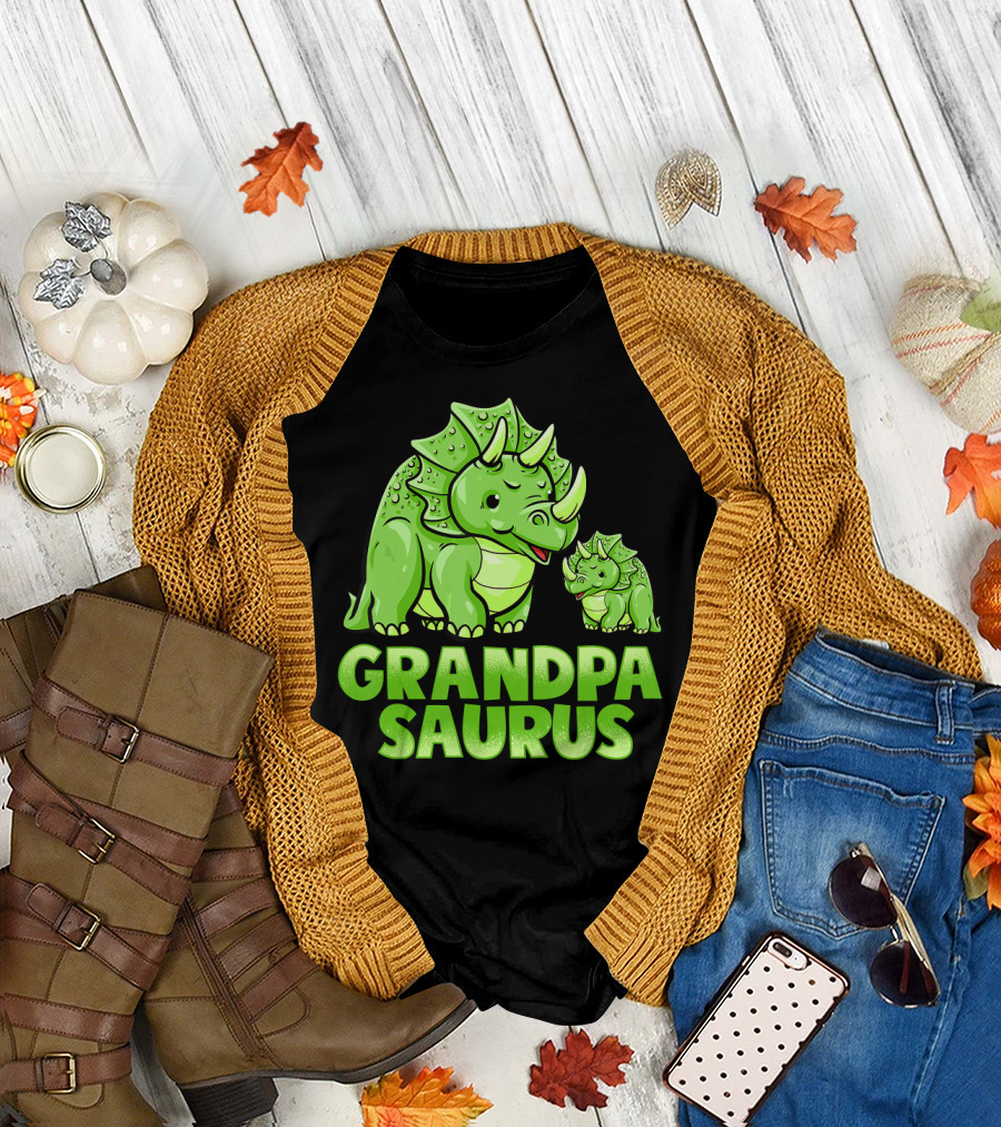 Grandpa Saurus Dinosaur Funny Grandpasaur Triceratops Family T-Shirt