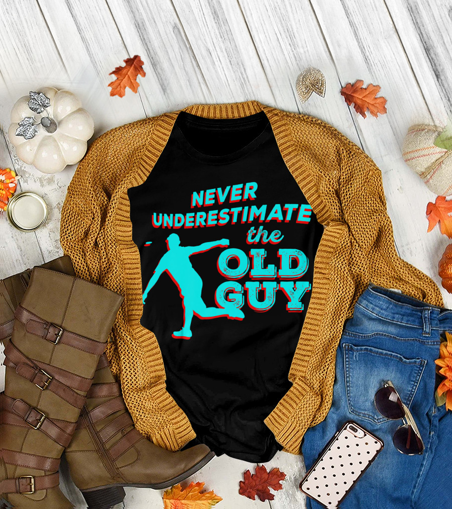 Never Underestimate the Old Guy Disc Golf T-Shirt