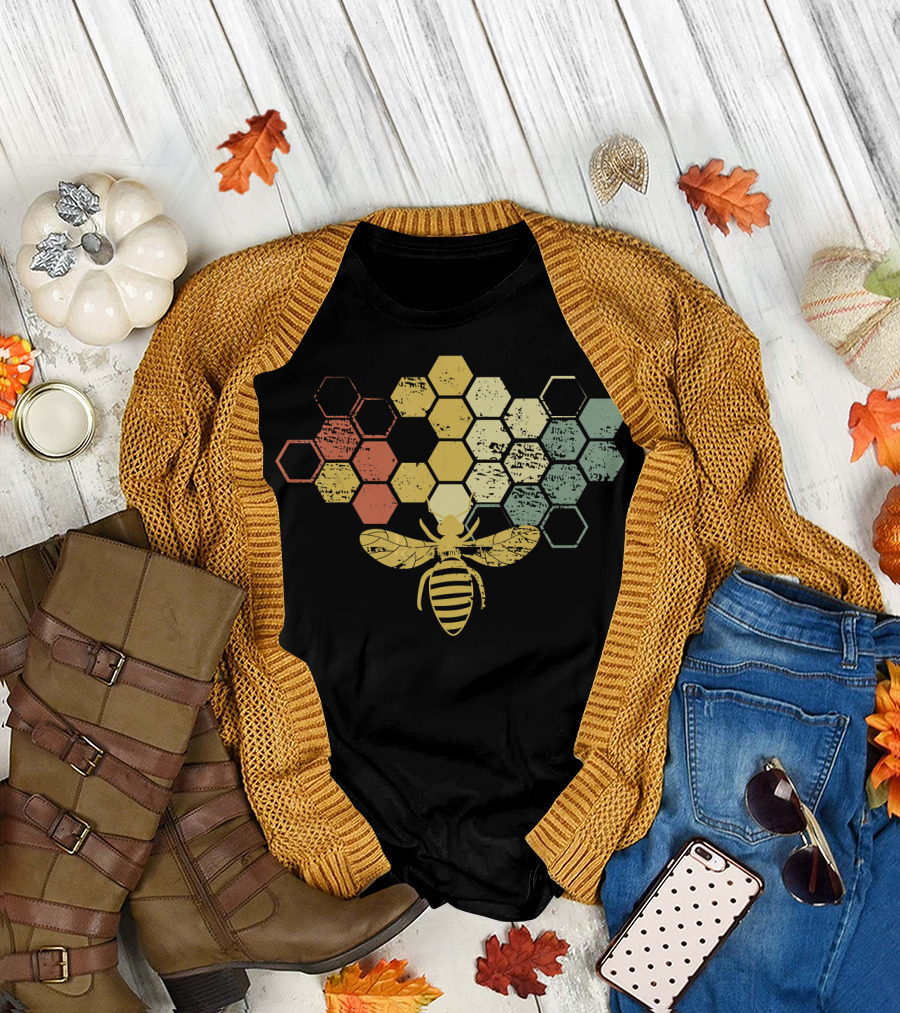 Vintage Beekeeper Honey Bee Retro Hexagonal Honeycomb T-Shirt