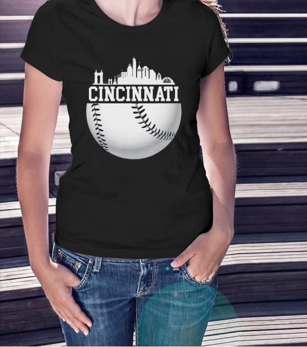 Cincinnati Skyline Baseball Vintage Downtown Cityscape T-Shirt