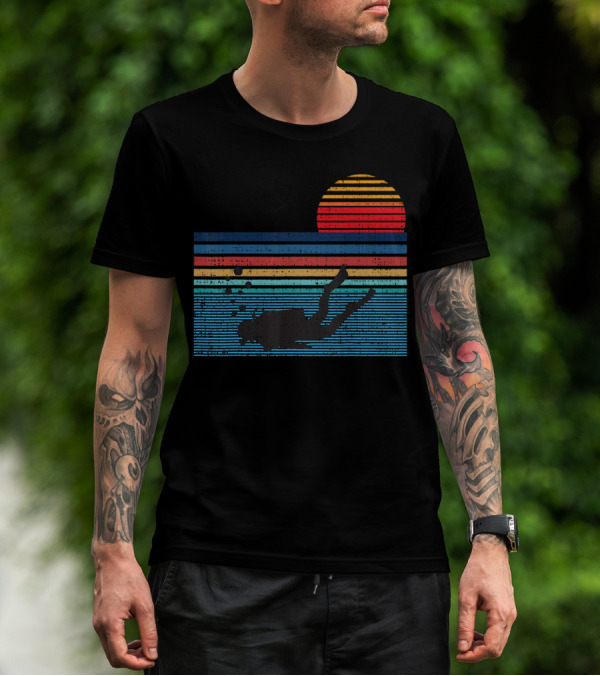 Vintage Scuba Diving 80s Sunset Silhouette Stripes T-Shirt