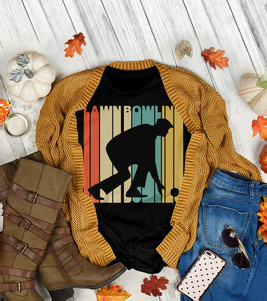 Vintage Lawn Bowling Silhouette Retro Stripes T-Shirt