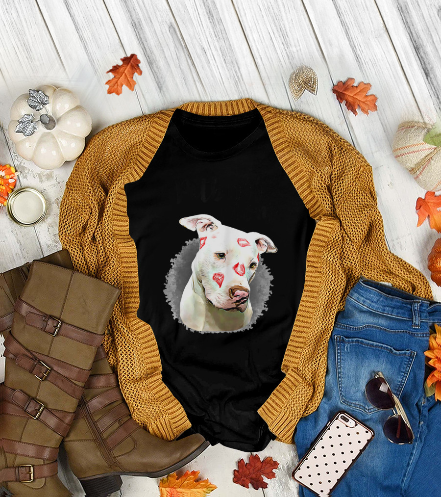 Pitbull Mom with Cute Lipstick Kiss Marks T-Shirt