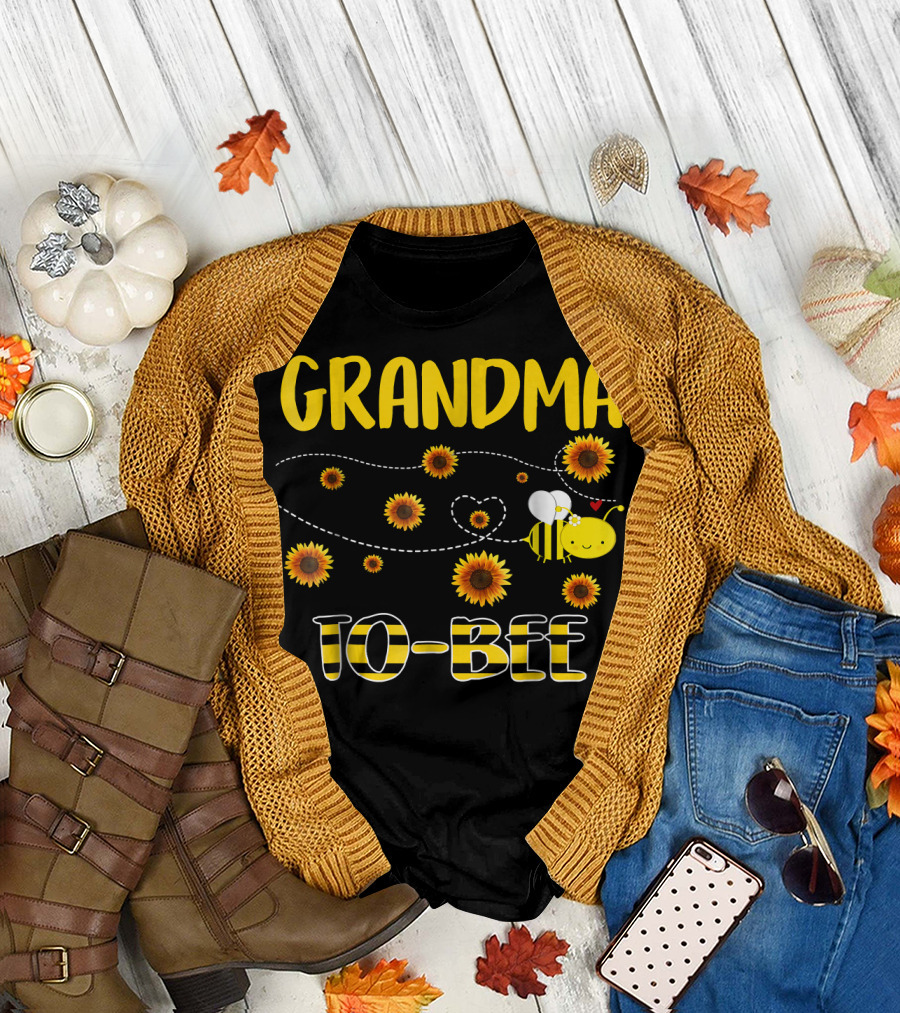 GRANDMA TO BEE Sunflowers and Bee T-Shirt