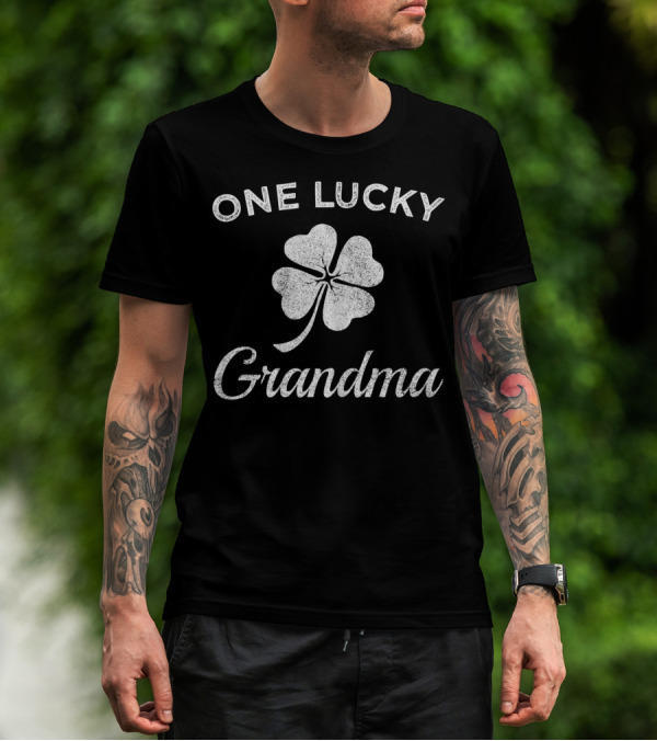 One Lucky Grandma St Patrick's Four-Leaf Clover Charm T-Shirt