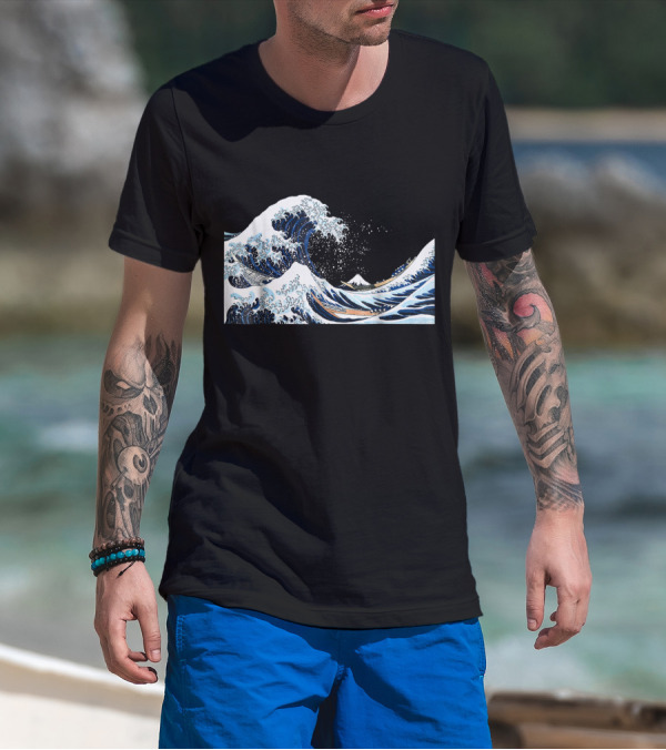 The Great Wave Off Kanagawa Hokusai Japan Iconic T-Shirt