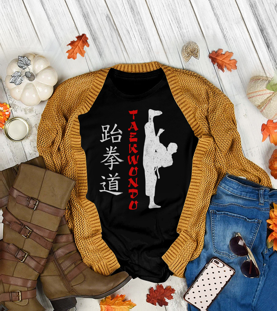 TAEKWONDO Martial Arts Kick 跆拳道 T-Shirt