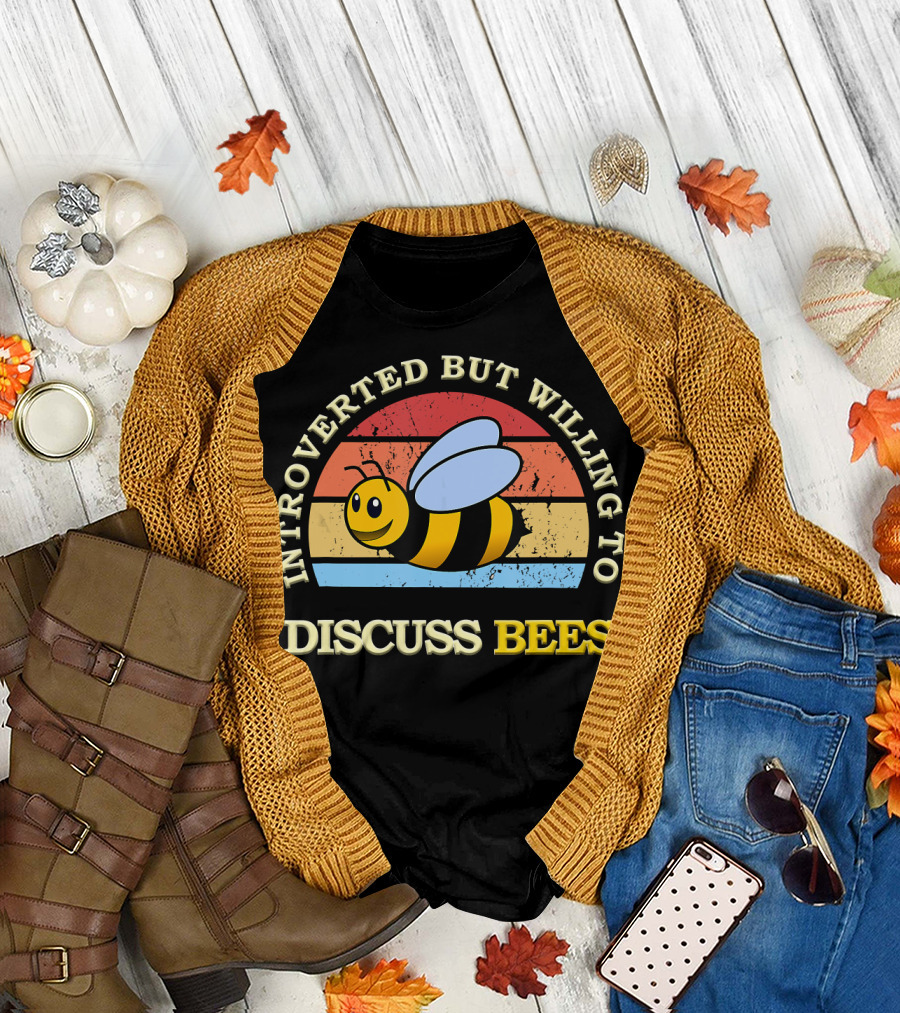 INTROVERTED BUT WILLING TO DISCUSS BEES Retro Style Bee T-Shirt