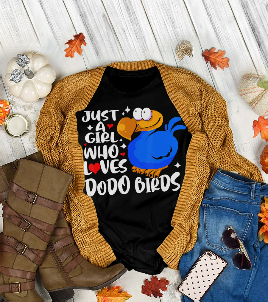 Just A Girl Who Loves Dodo Birds T-Shirt