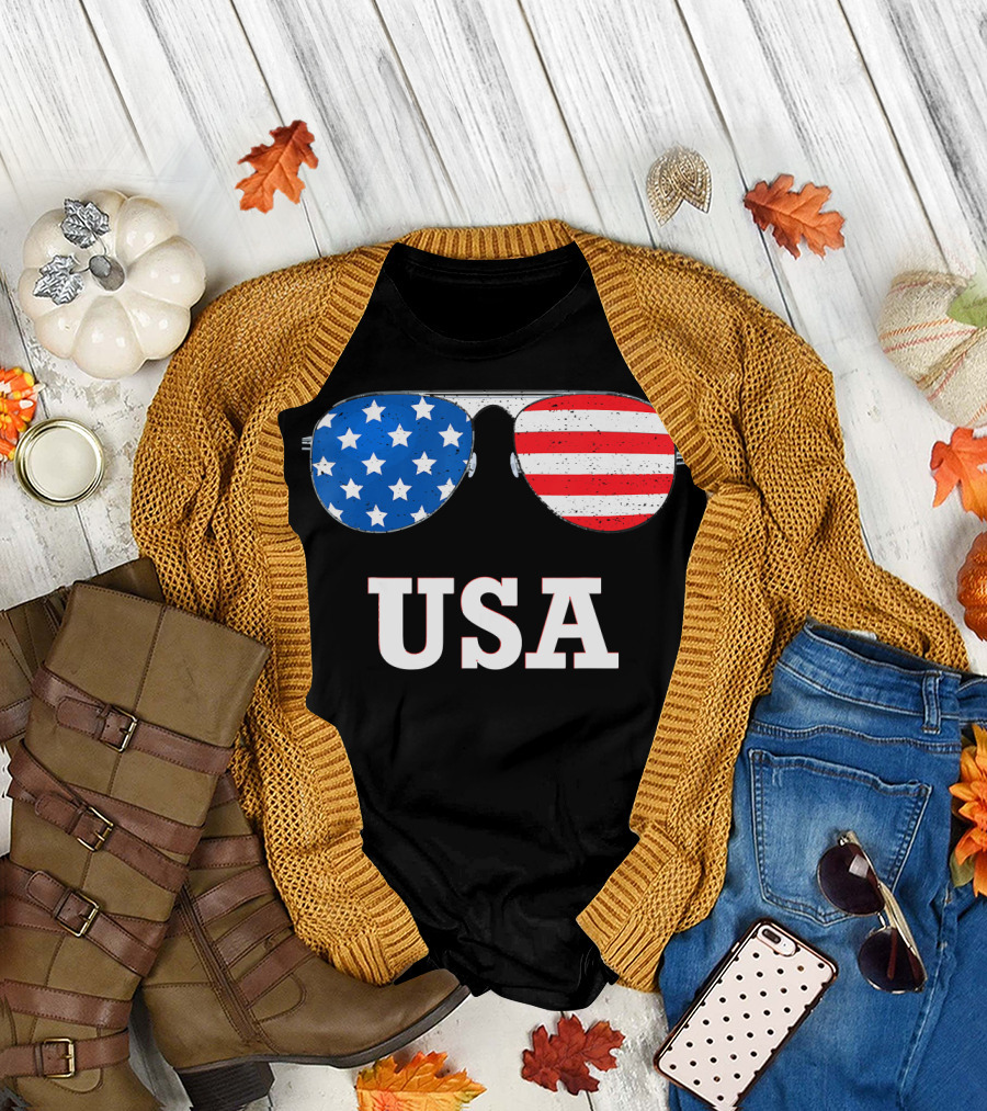 USA Flag Stars and Stripes Sunglasses 4th July T-Shirt