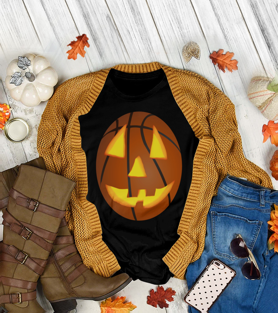 Basketball Pumpkin Face Halloween Scary Jack-O'-Lantern T-Shirt