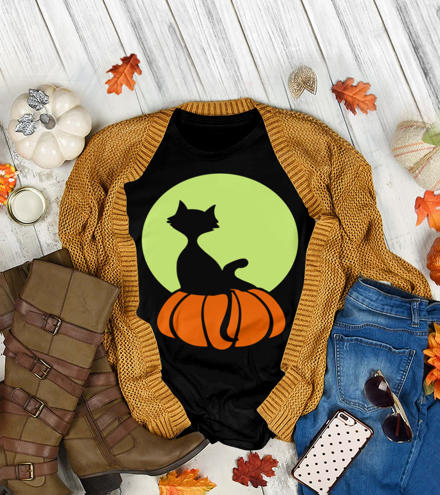 Cat on Pumpkin with Glowing Romantic Moon T-Shirt