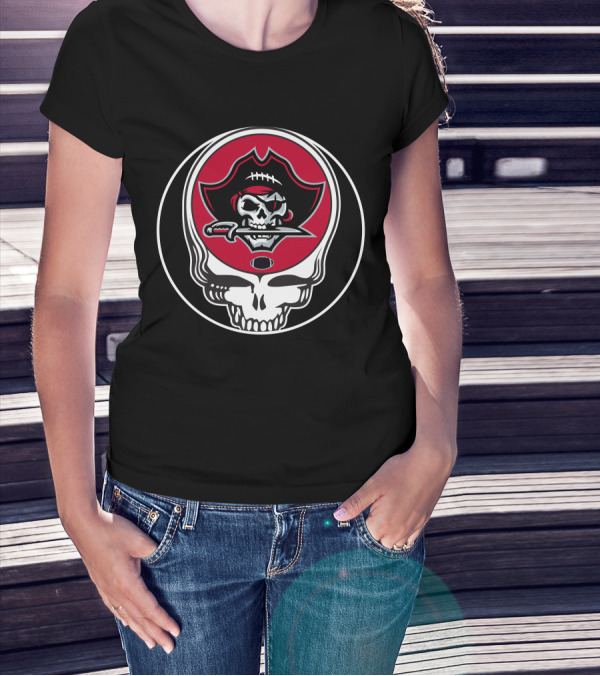 Tampa Bay Buccaneers Skull Logo With Football And Sword T-Shirt